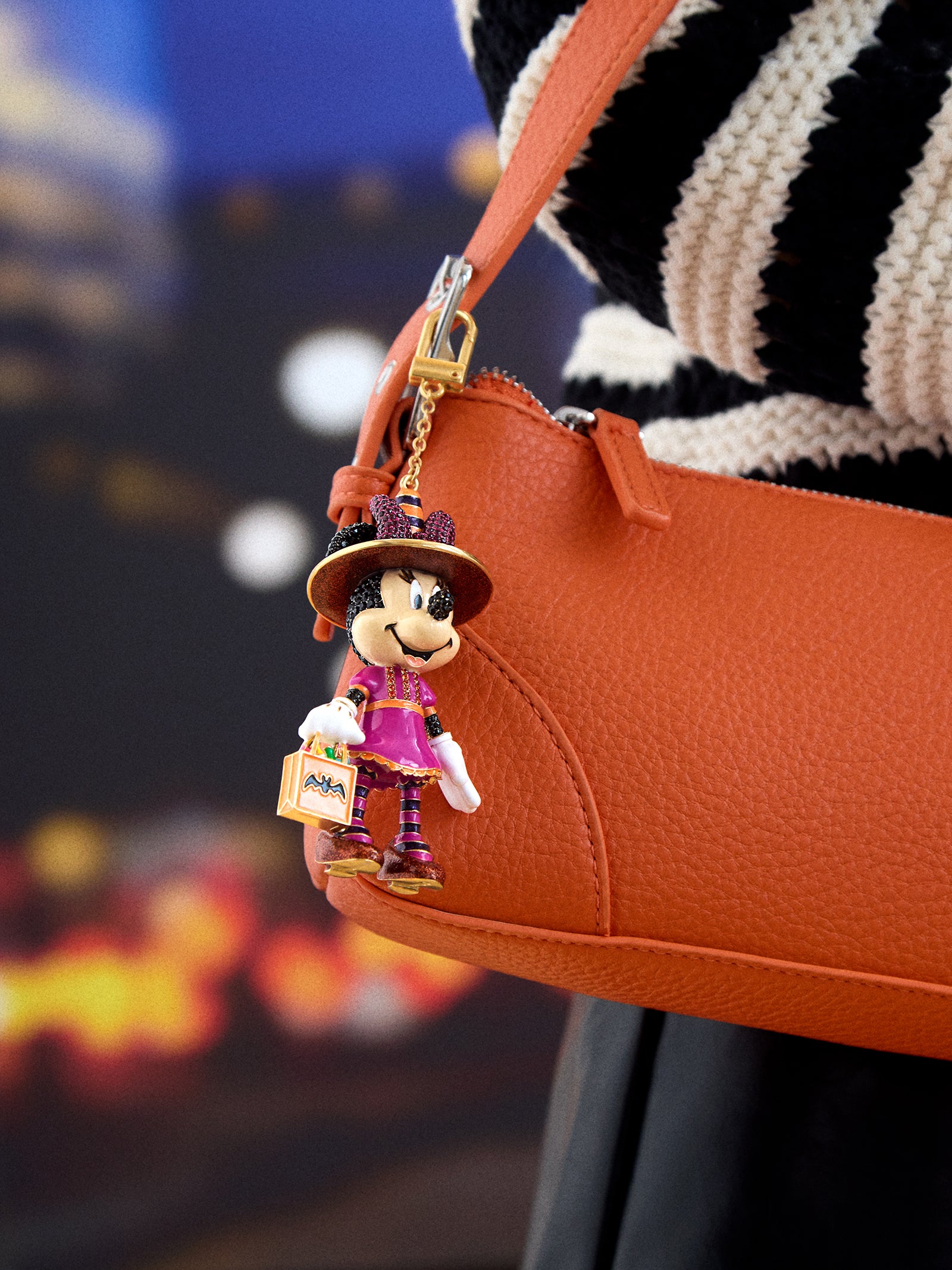 Minnie Mouse Disney Trick Or Treat Bag Charm - Minnie Mouse - Image 2