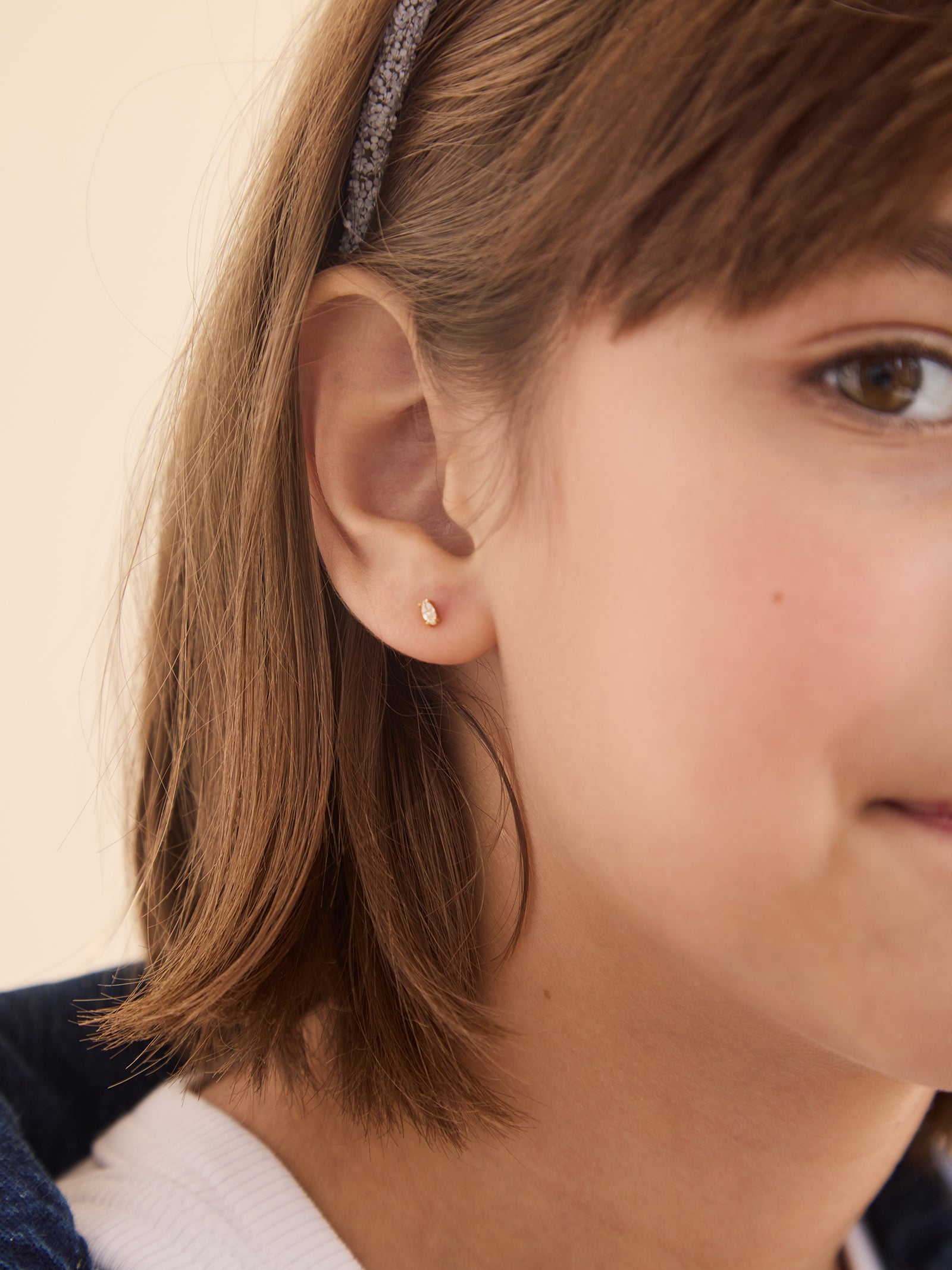 Luna 18K Gold Kids' Earrings - Gold/Pav?? - Image 2