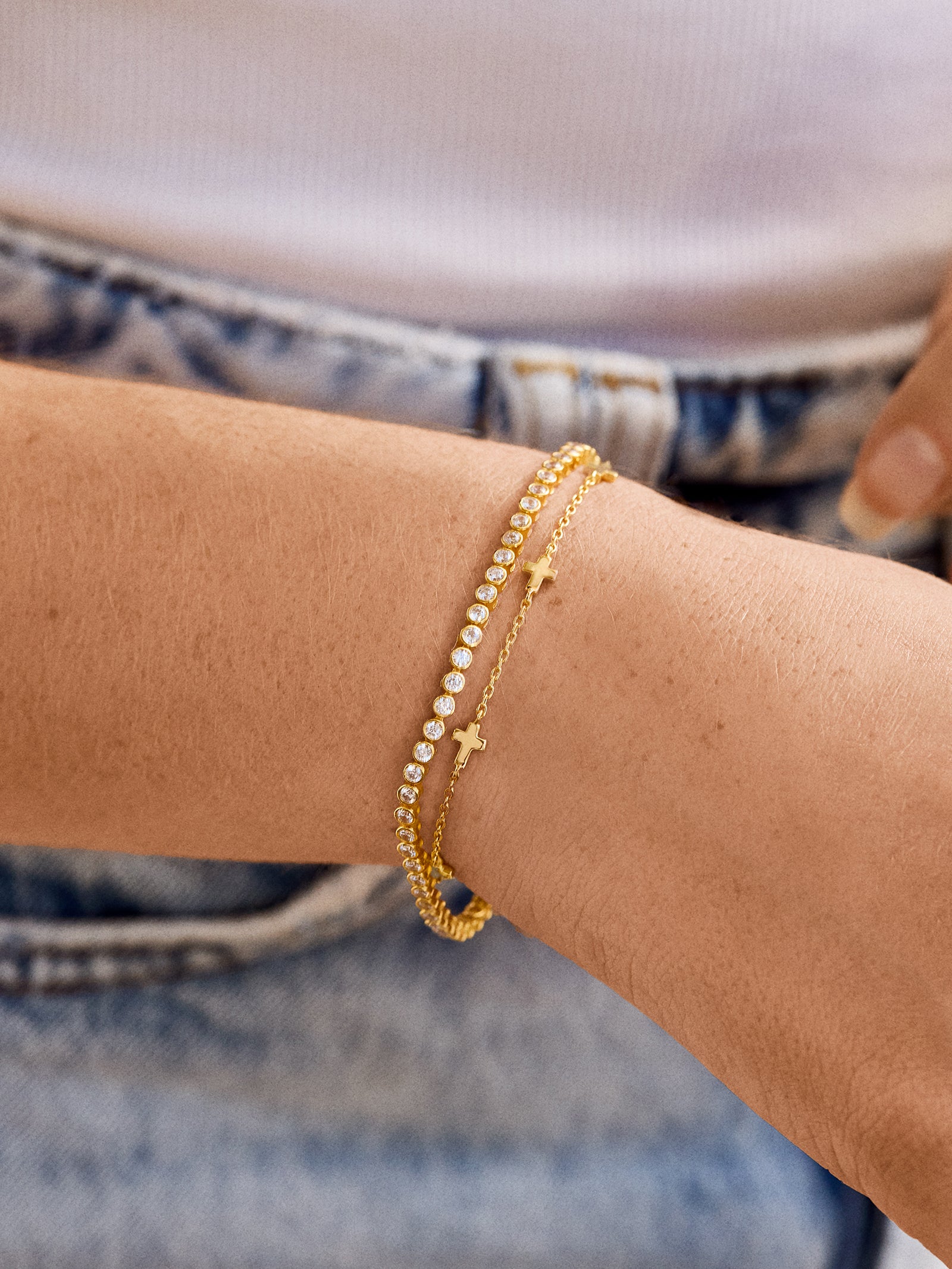 18K Gold Cross Bracelet - Cross - Image 2