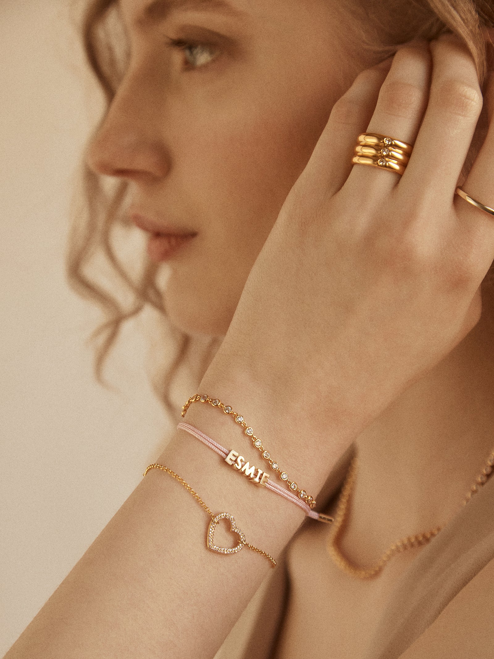 Sabrina 18K Gold Motif Bracelet - Heart - Image 2