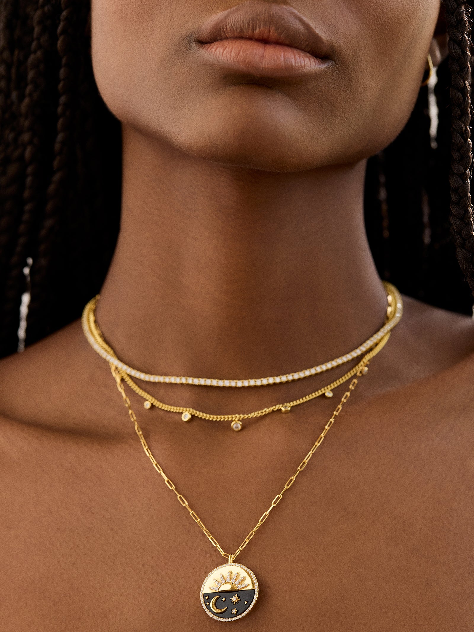 18K Gold Celestial Reversible Pendant Necklace - Black - Image 2